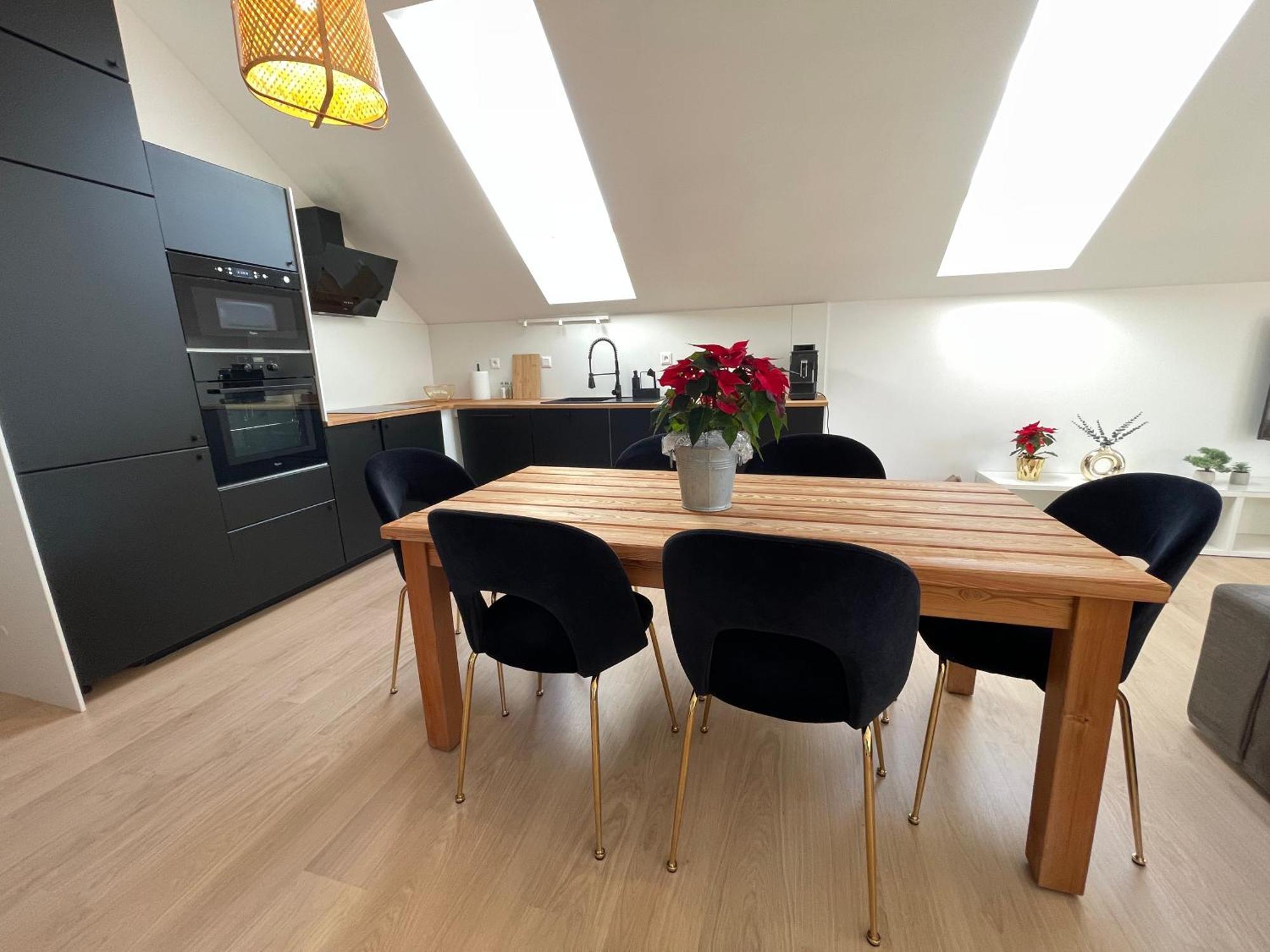 House Flow, 3 Room, Free 2 Parking Bratislava Exterior photo